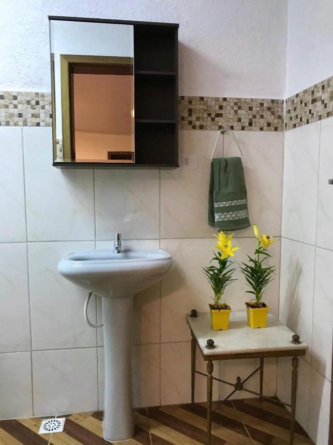 Вилла Casa A Beira Do Rio Jaguareguava Na Mata Atlantica Em Bertioga Sp Экстерьер фото